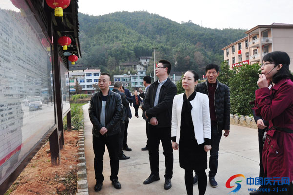 明星企業(yè),歐迪實(shí)業(yè),慶元OUDI,慶元AIRWOMAN,眉筆,眼線筆,唇線筆,眼影,指甲油,眼影,口紅,唇彩,彩妝系列,慶元化妝品,慶元進(jìn)出口