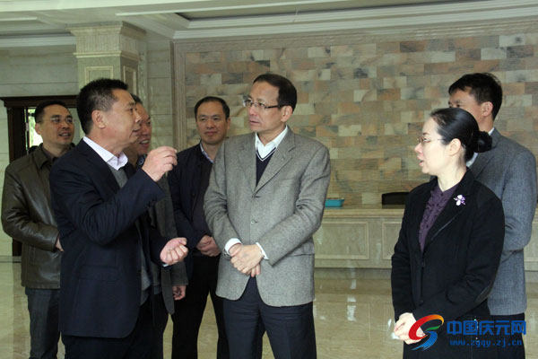 明星企業(yè),歐迪實(shí)業(yè),慶元OUDI,慶元AIRWOMAN,眉筆,眼線(xiàn)筆,唇線(xiàn)筆,眼影,指甲油,眼影,口紅,唇彩,彩妝系列,慶元化妝品,慶元進(jìn)出口