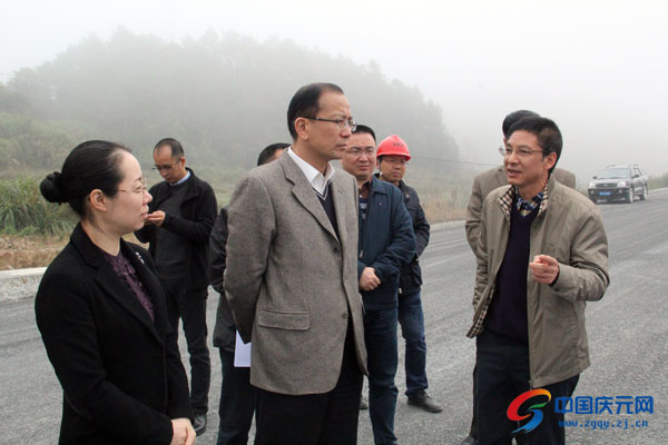 明星企業(yè),歐迪實(shí)業(yè),慶元OUDI,慶元AIRWOMAN,眉筆,眼線(xiàn)筆,唇線(xiàn)筆,眼影,指甲油,眼影,口紅,唇彩,彩妝系列,慶元化妝品,慶元進(jìn)出口