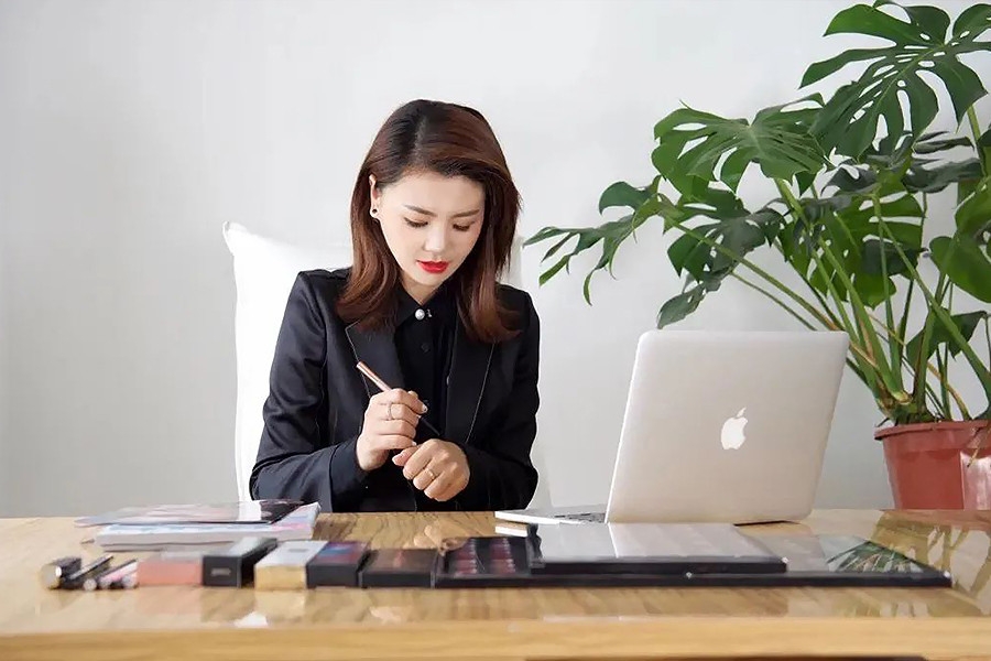 巾幗創(chuàng)?助共富丨周晶晶：有顏有實力、勇闖商海的“創(chuàng)二代”